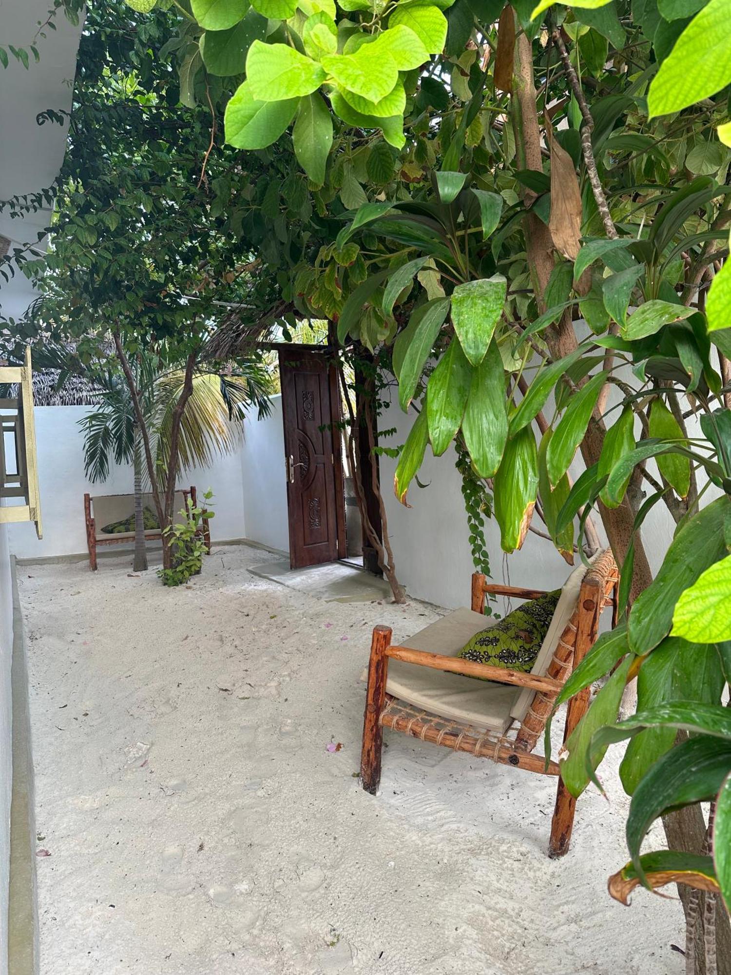 Bed and Breakfast Mlango Paje House II Екстер'єр фото